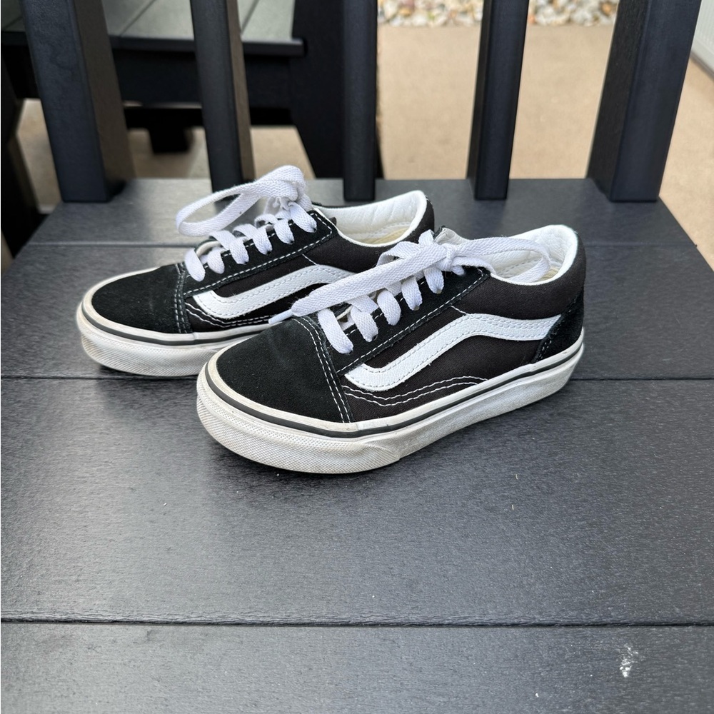 Vans Black and White old skool kids Sneakers Size 12